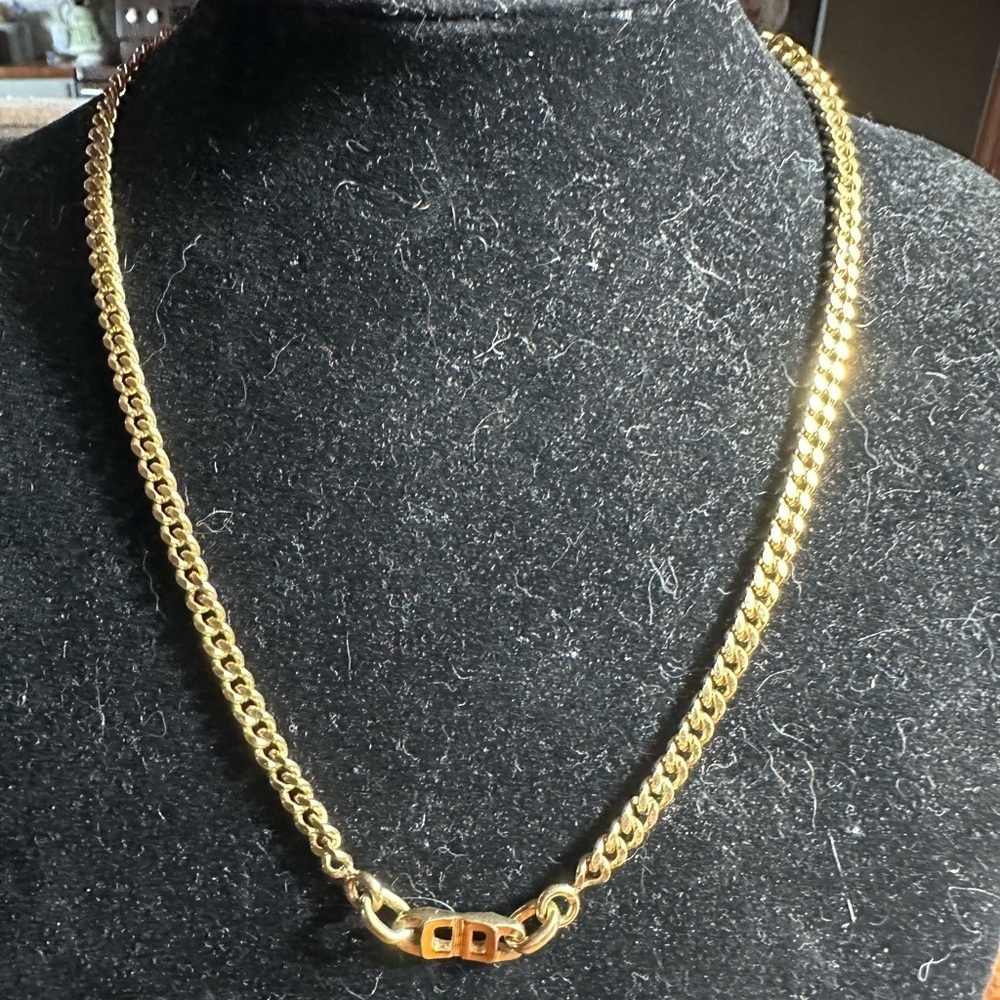 Dior Luxurious Gold Chain Necklace